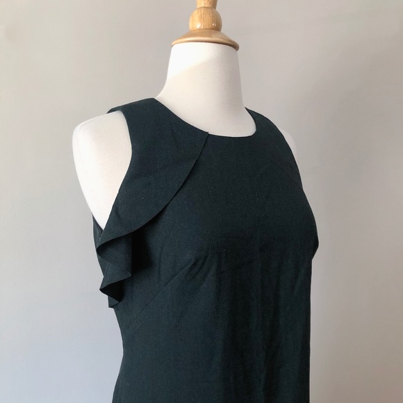 Banana Republic • Sleeveless Mermaid Dress - Picture 7 of 9